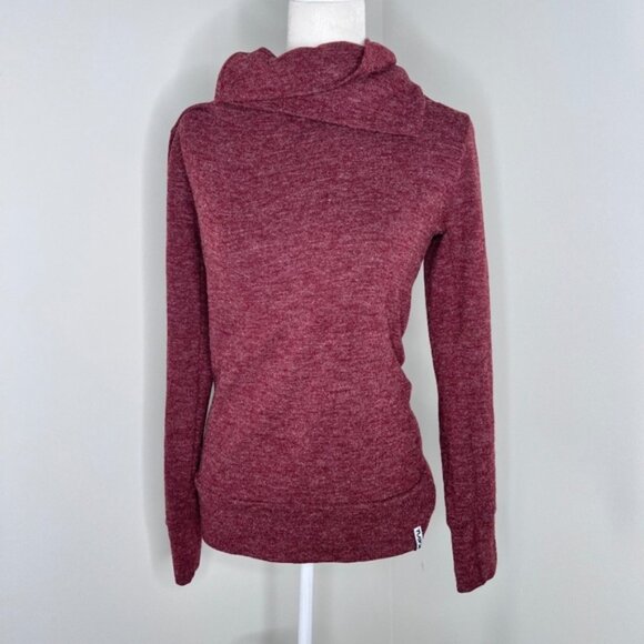 NWT Kavu Sweetie Ruby Akryl Mock Neck Sweater M - Picture 1 of 5